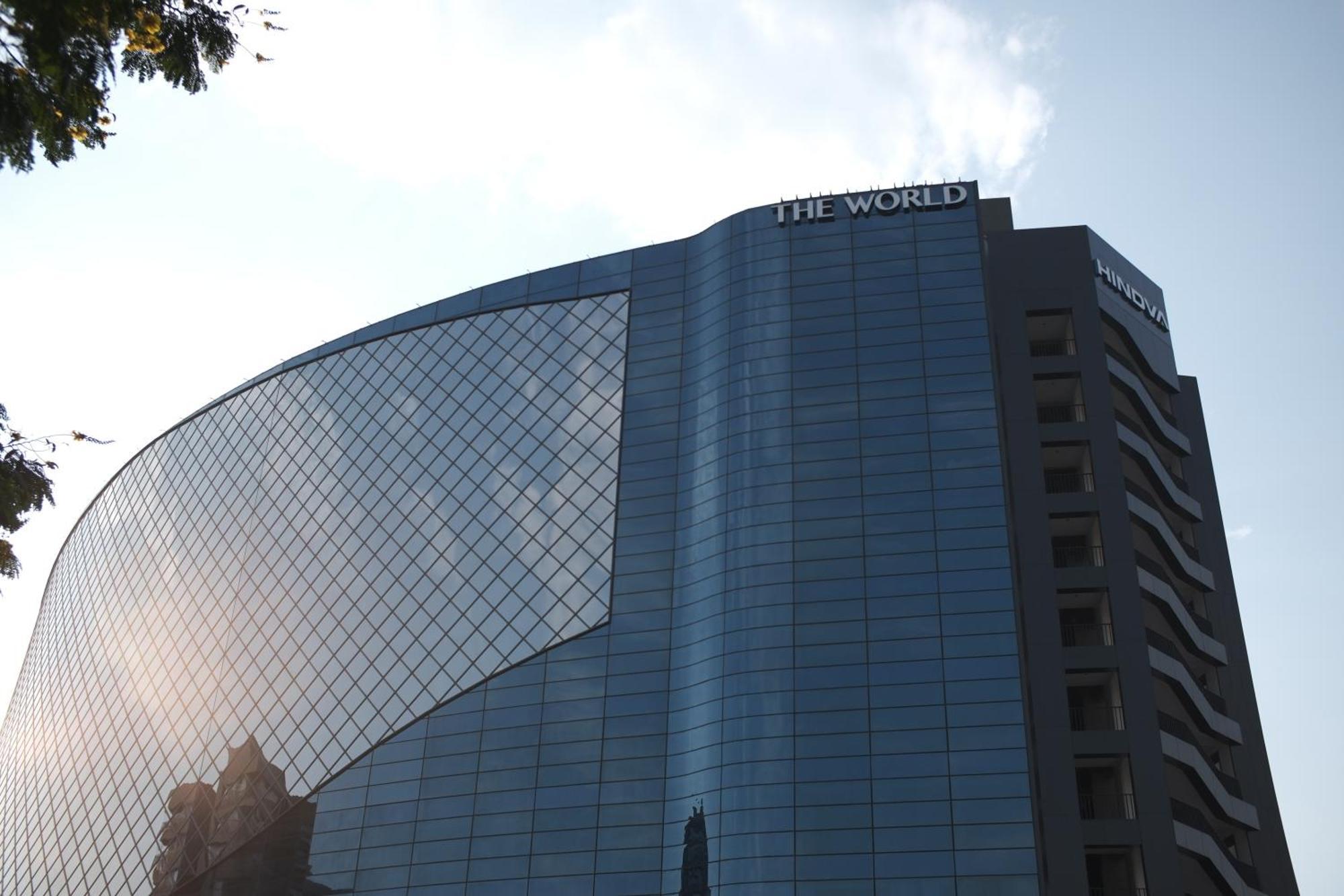 The World Surat Hotel Bagian luar foto